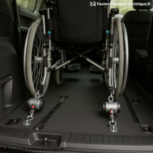 arrimages fauteuil roulant voiture
